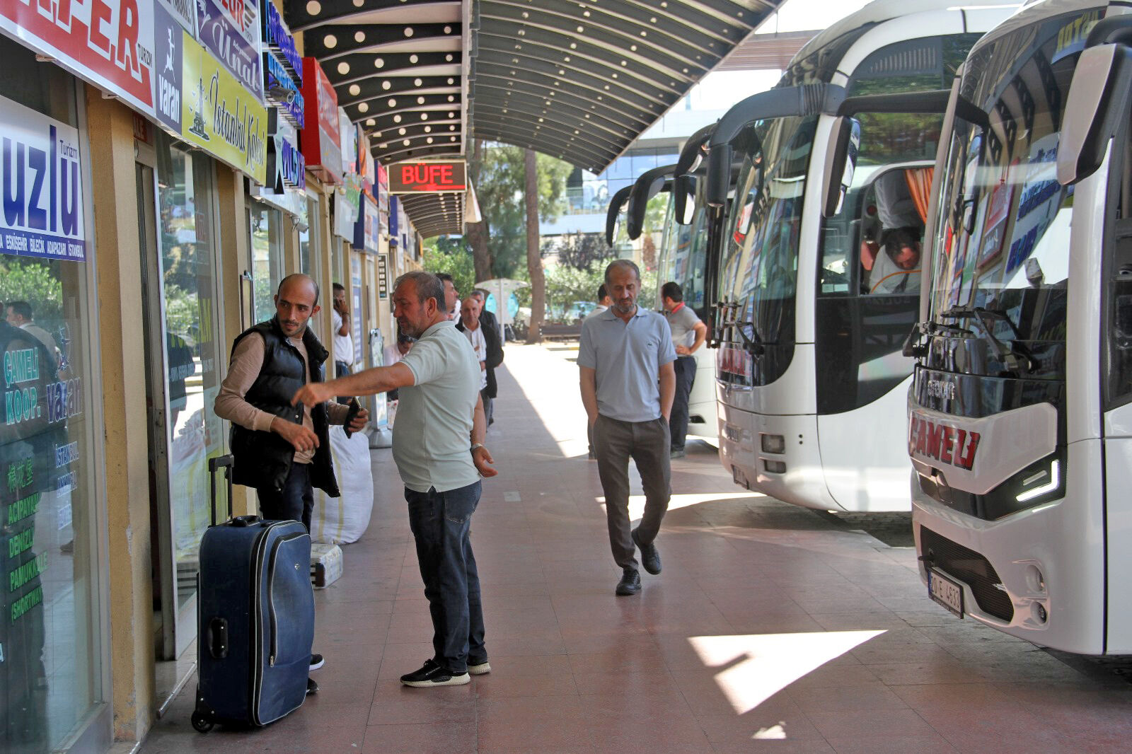Otobüs ile Uçak Fiyatları Yarışıyor
