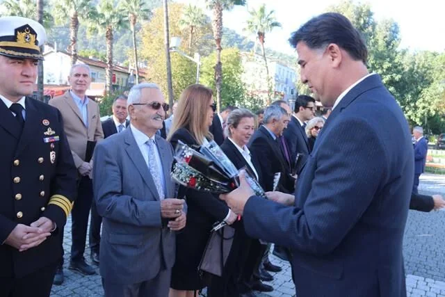 Öğretmenler Günü Fethiye'de Törenle Kutlandı