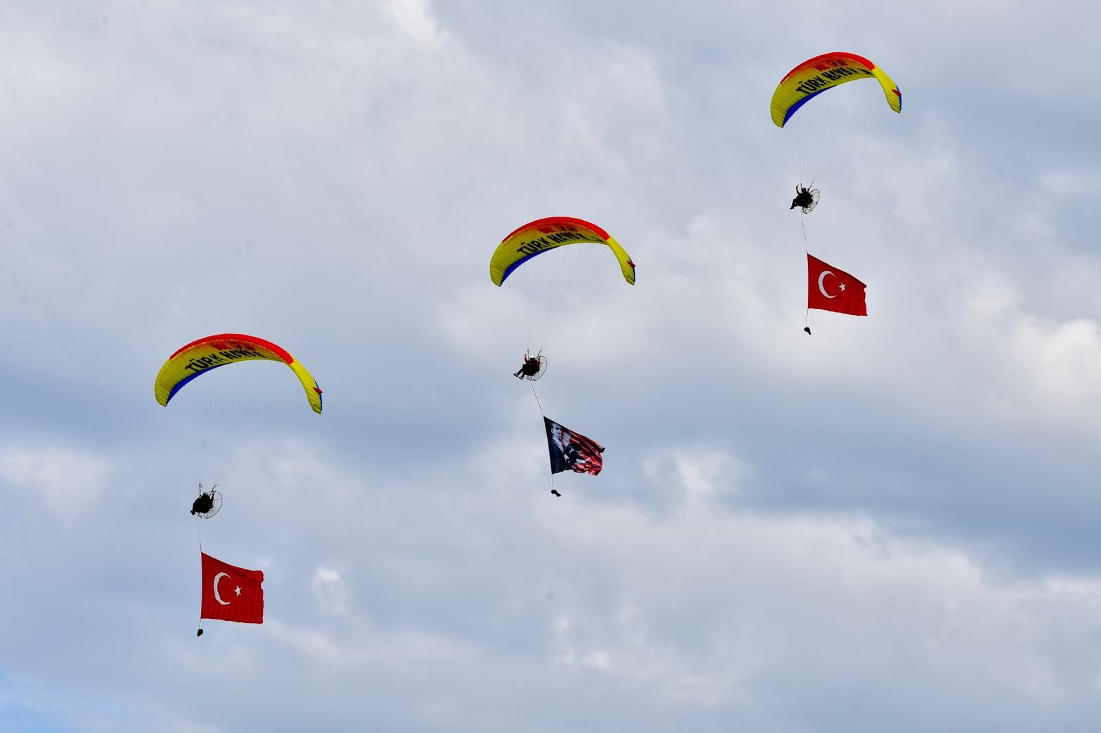 Ölüdeniz Hava Oyunları Başladı