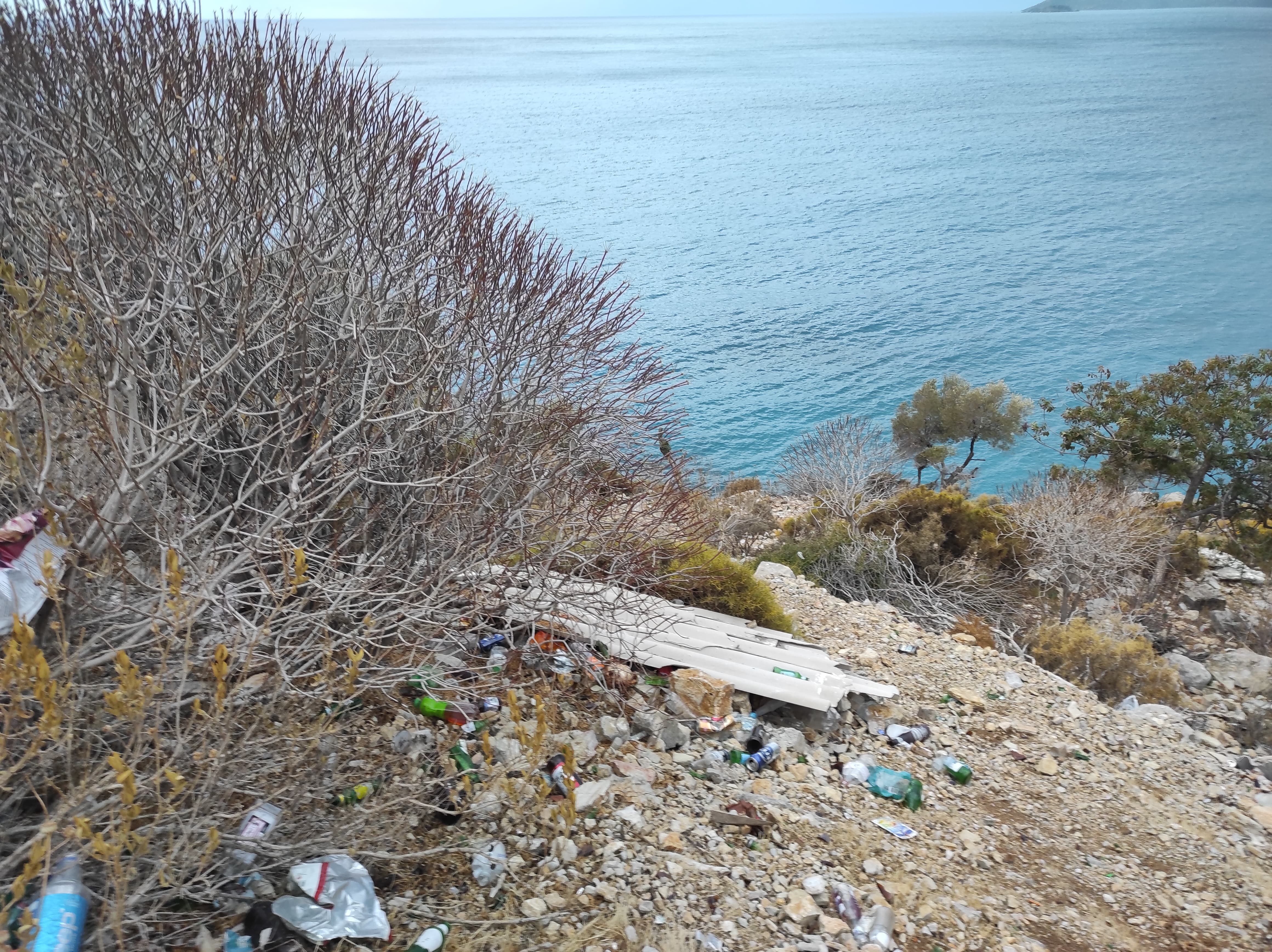 Ölüdeniz Seyir Noktasında Çöp Sorunu Pes Dedirtti