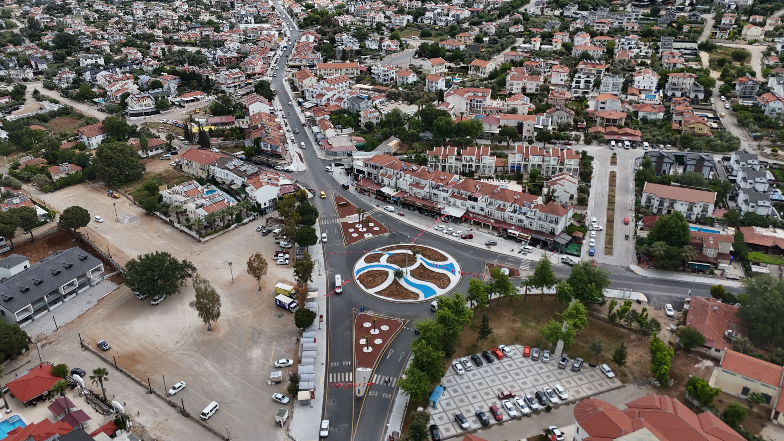 Ölüdeniz ve Kayaköy Turizm Sezonuna Yenilenen Yollarla Hazır