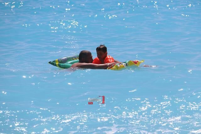 Ölüdeniz’de Plajlarda Sezon Hareketliliği Başladı