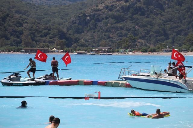 Ölüdeniz’de Plajlarda Sezon Hareketliliği Başladı