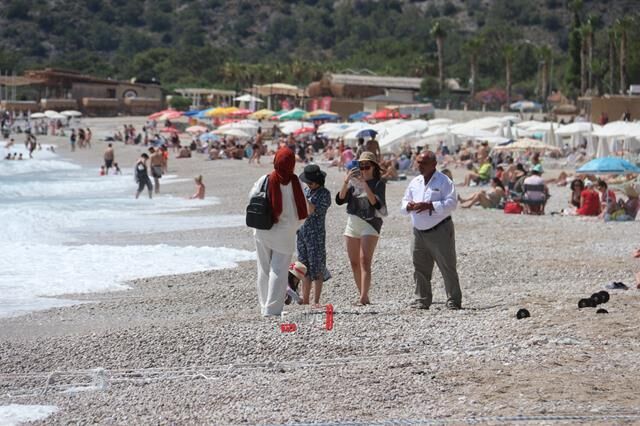 Ölüdeniz’de Plajlarda Sezon Hareketliliği Başladı