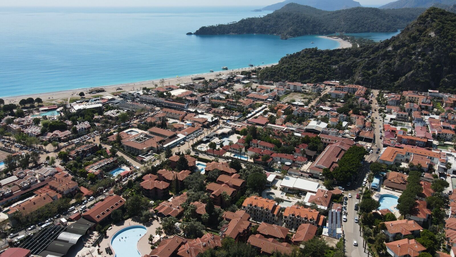 Ölüdeniz’de Yıllardır Beklenen Alternatif Yol Yapılıyor