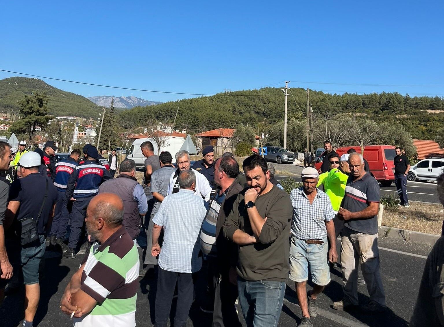 Ölümlü Kaza Sonrası Yolu Kapattılar