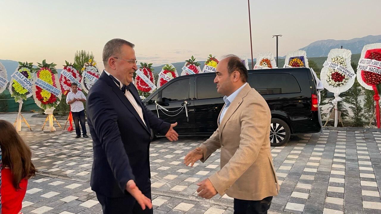 Osman Çıralı’nın Kızının Düğünü Protokolü Buluşturdu