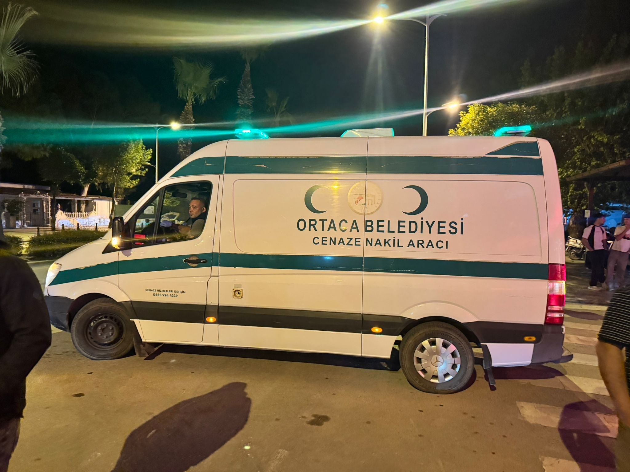 Otel Önündeki Silahlı Saldırıda Ağır Yaralanan Kadın Hayatını Kaybetti