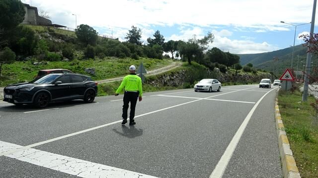 Ramazan Bayramı Trafik Denetimlerinde 2 Bin 656 Sürücüye İşlem Yapıldı