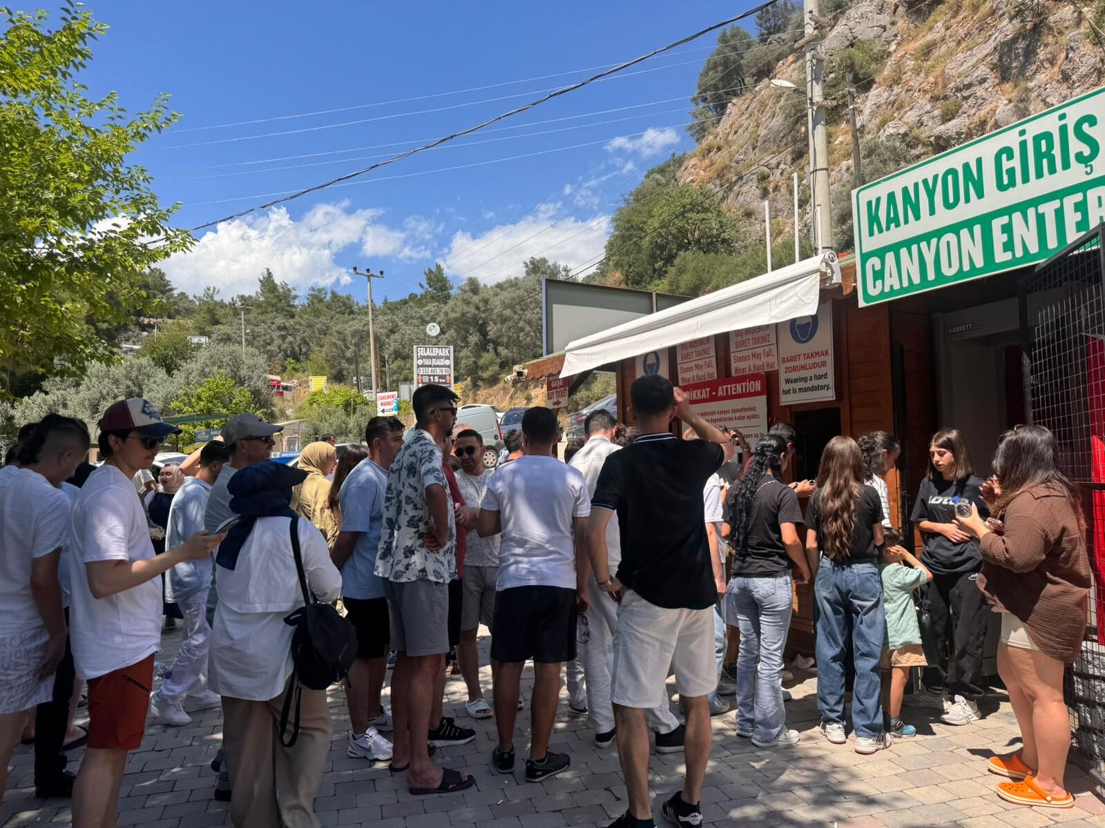 Saklıkent Kanyonu'nda Bayram Yoğunluğu