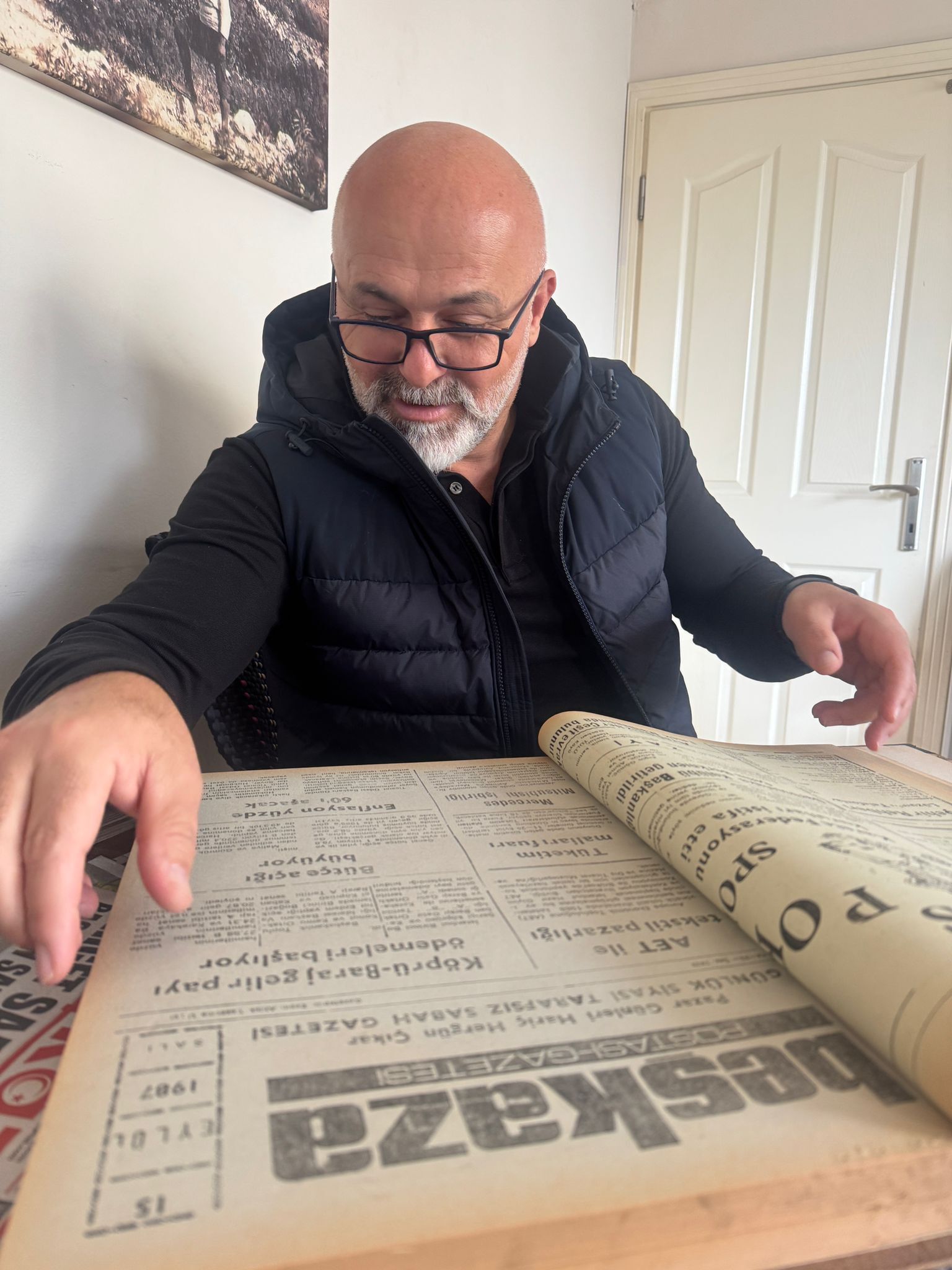 Dündar, Beşkaza Gazetesi’ni İnceledi