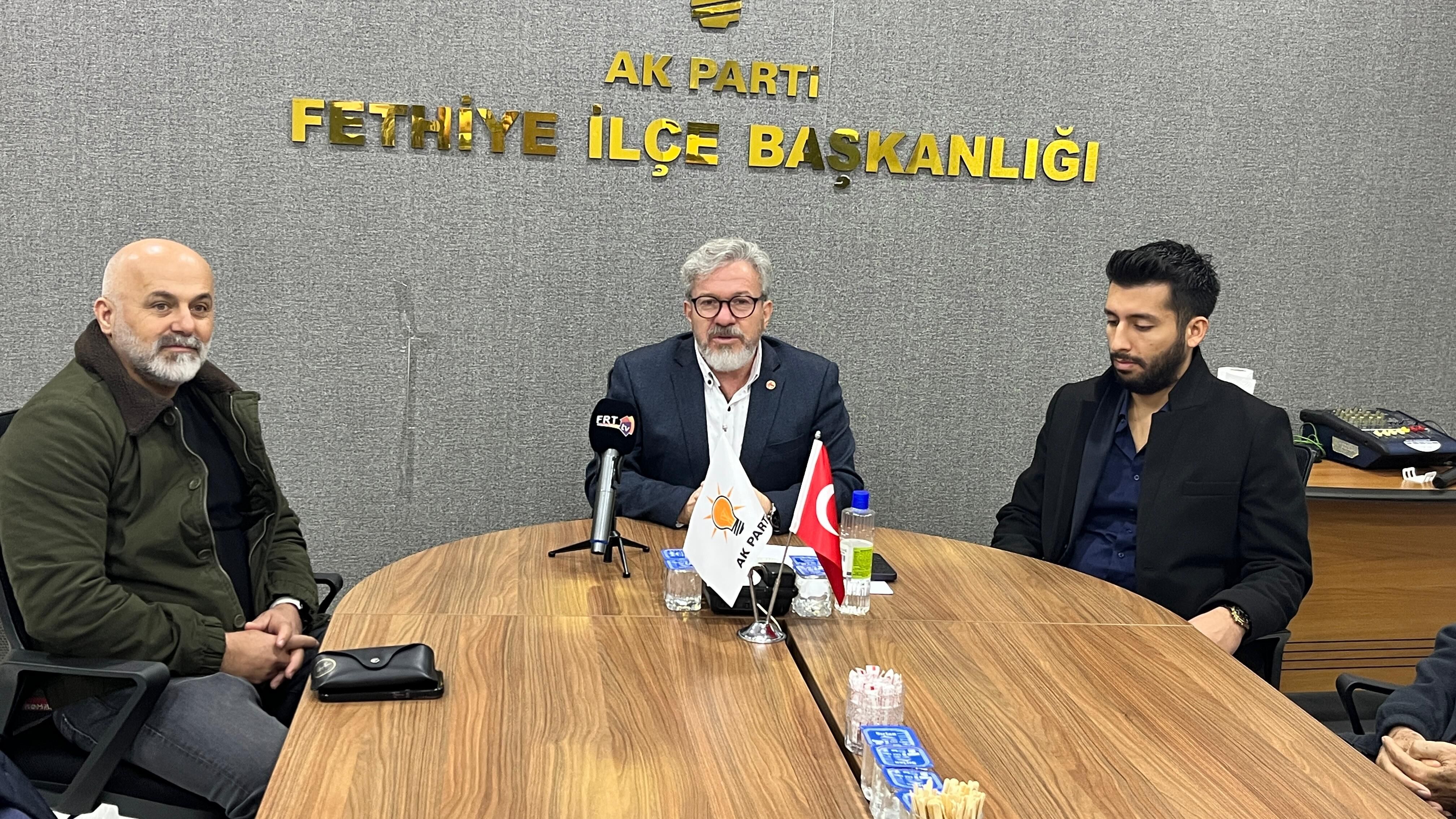 Salih Dündar’dan İlçe Başkanı Sarıhan’a Ziyaret