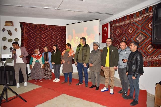 "Sevdim Sevdim" Klibi Karaçulha’da Gala Gecesiyle Tanıtıldı