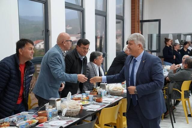 Seydikemer AK Parti’den Vefa Yemeği