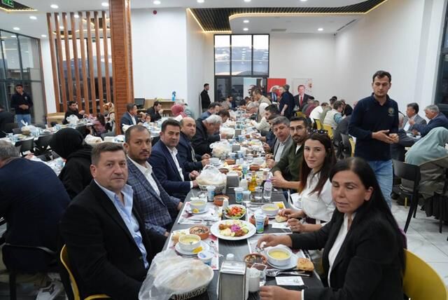 Seydikemer AK Parti’den Vefa Yemeği