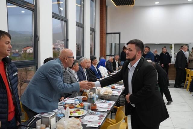 Seydikemer AK Parti’den Vefa Yemeği