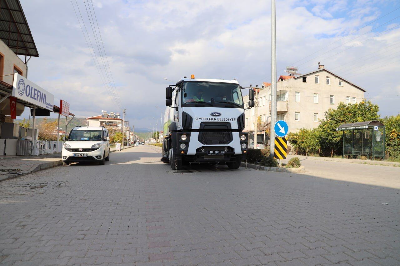 Seydikemer Belediyesi 7 Ayda 11 Bin 693 Ton Çöp Ve Katı Atık Topladı