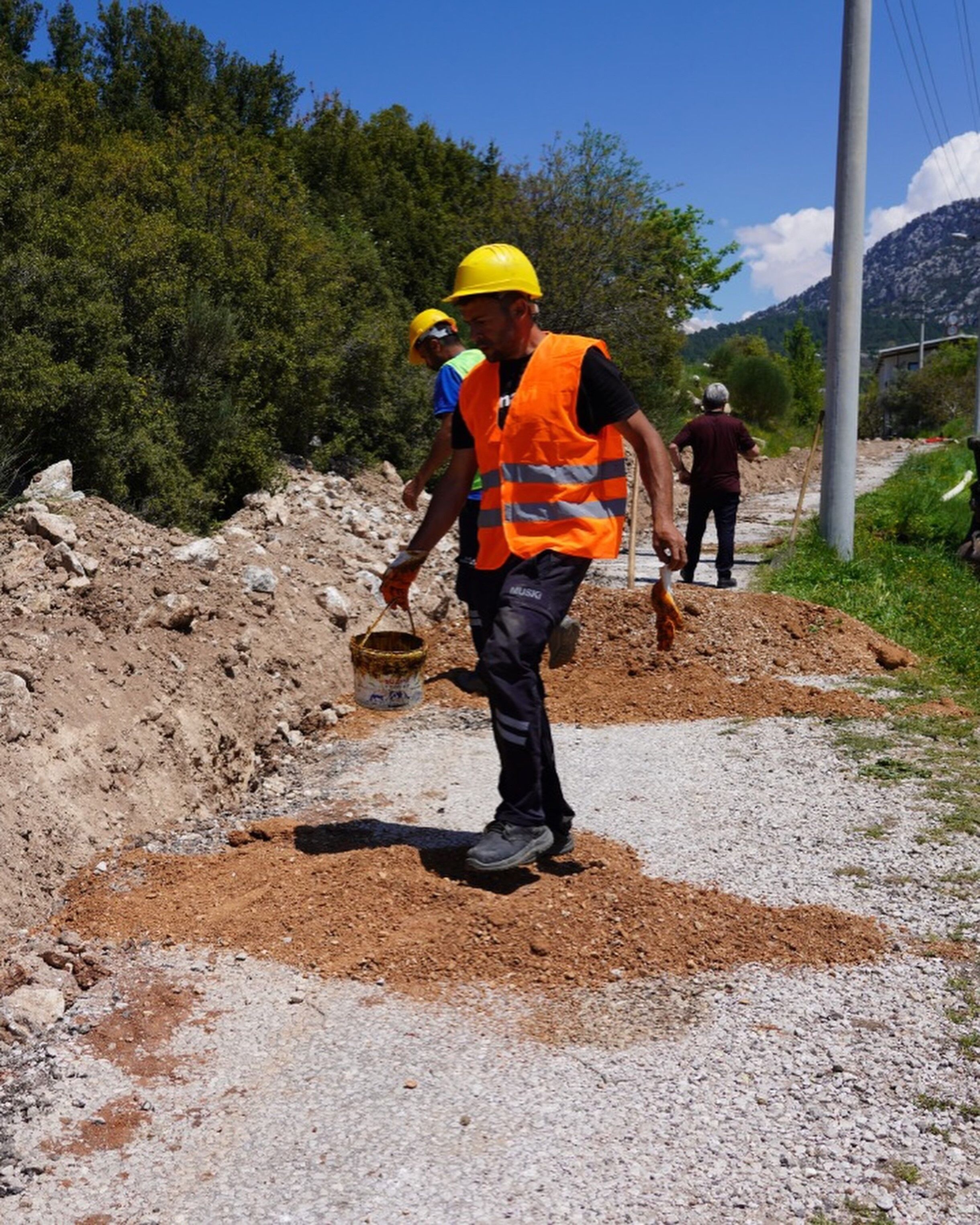 Seydikemer Çatak Mahallesi İçme Suyu İsale Hattı Yenileniyor