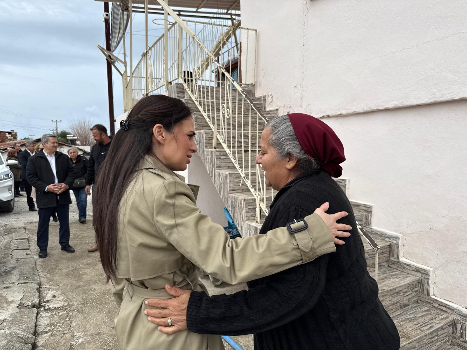 Özcan, Hortumun Seraları Vurduğu Seydikemer’den Seslendi
