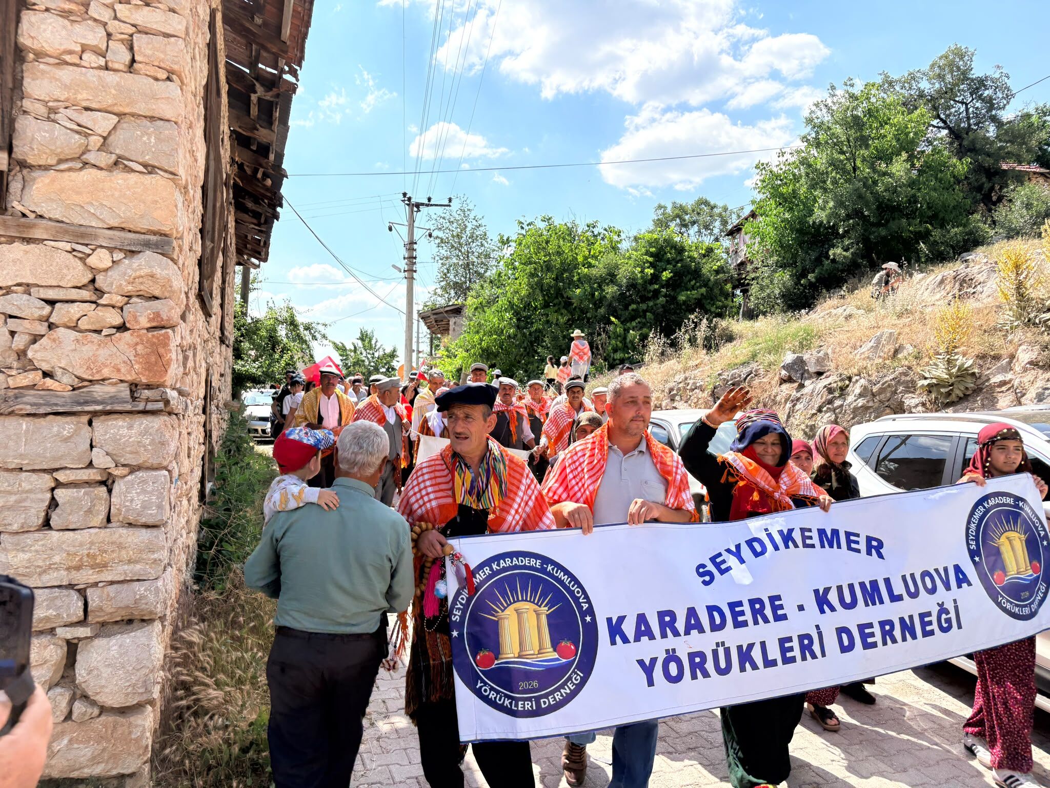 Seydikemer Yayla Çobanisa'da Geleneksel Şenlik Coşkusu