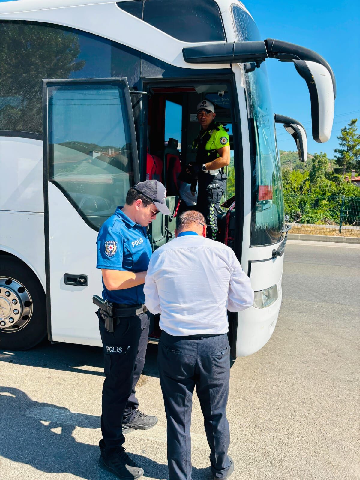 Seydikemer’de Düzensiz Göç ve Göçmen Kaçakçılığına Karşı Denetimler Sürüyor