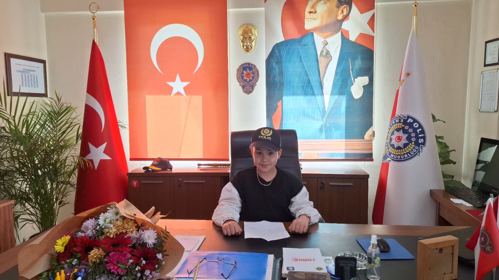 Seydikemer’de Emniyet Müdürlüğü Makamı Miniklere Emanet