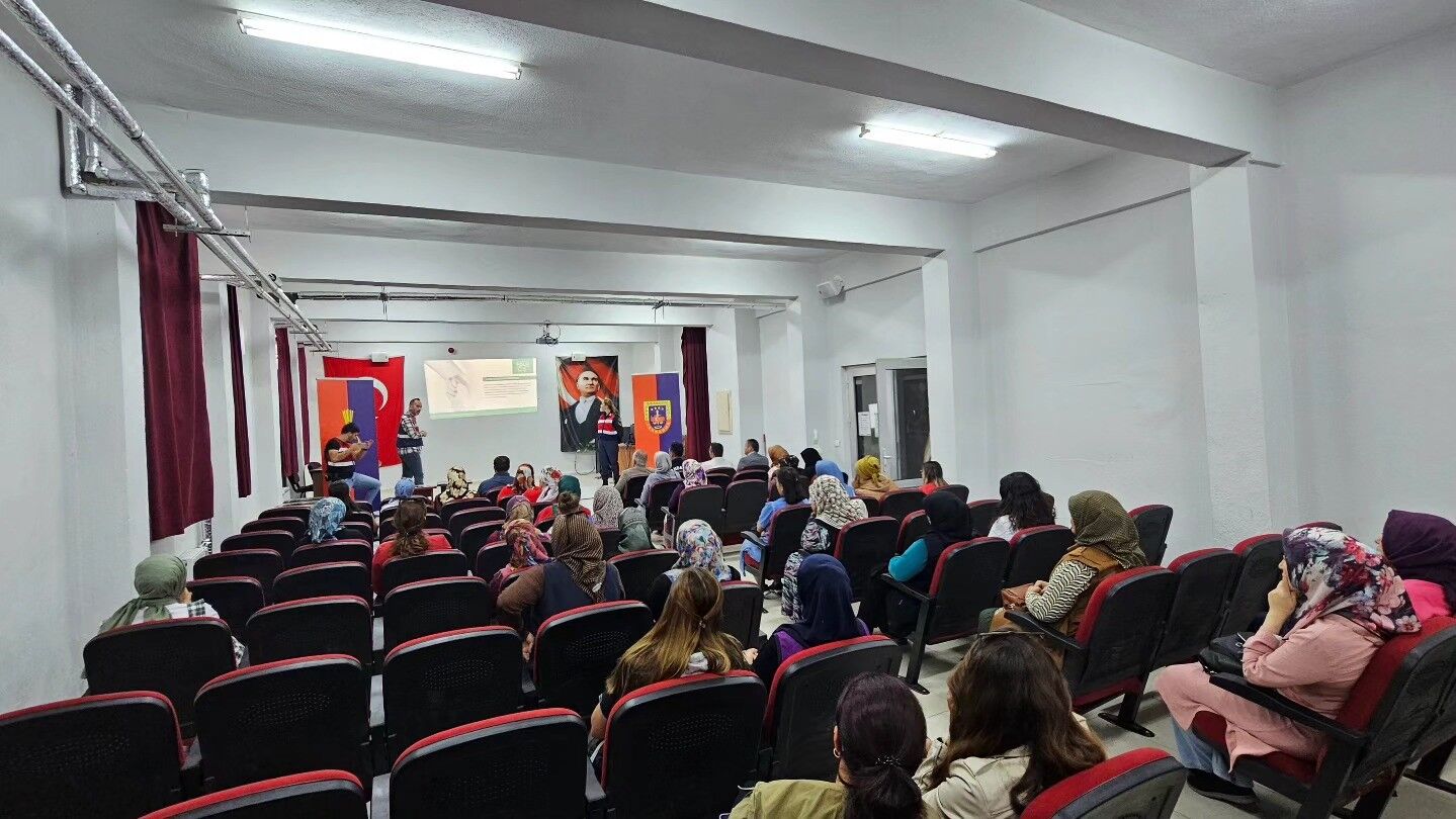 Seydikemer’de “En İyi Narkotik Polisi Anne” Etkinliği