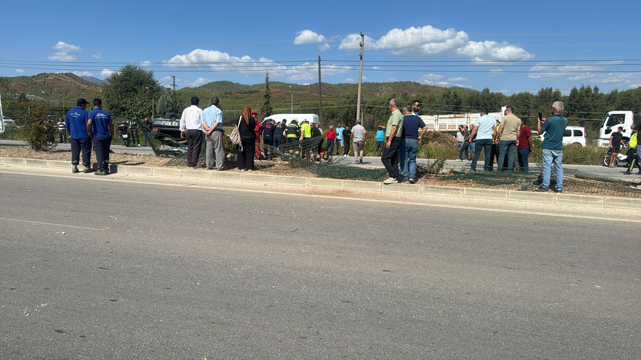 Seydikemer’de Otomobil Takla Attı, 2 Yaralı