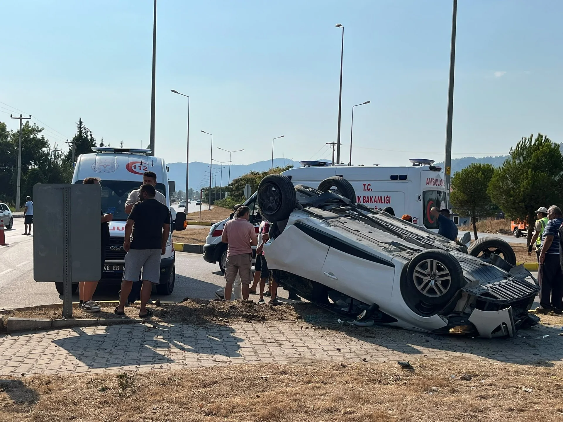 Seydikemer’de Tır İle Otomobil Çarpıştı: 4 Yaralı