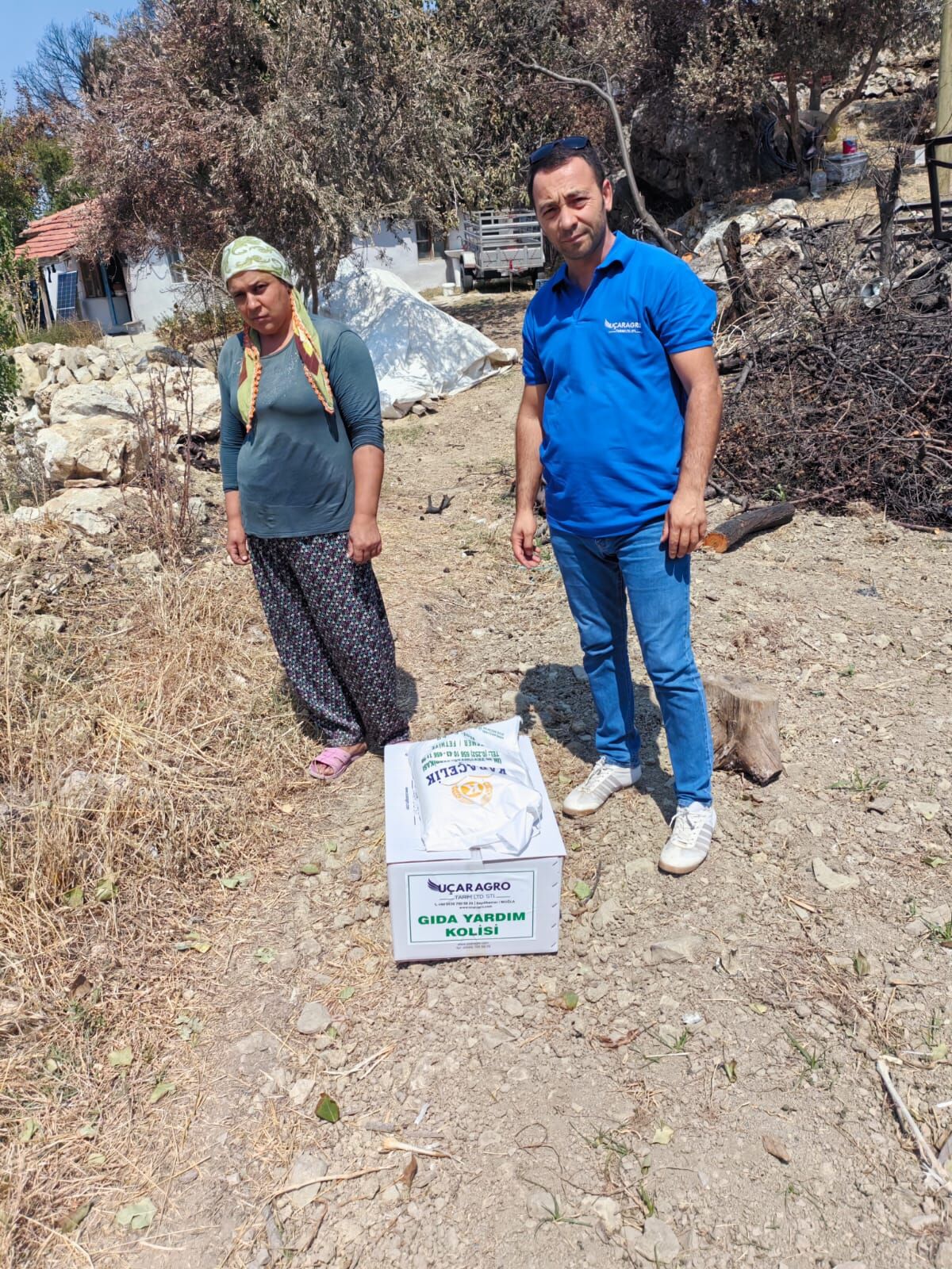 Seydikemer’de Yangından Etkilenen Mahallelere Esnaftan Destek