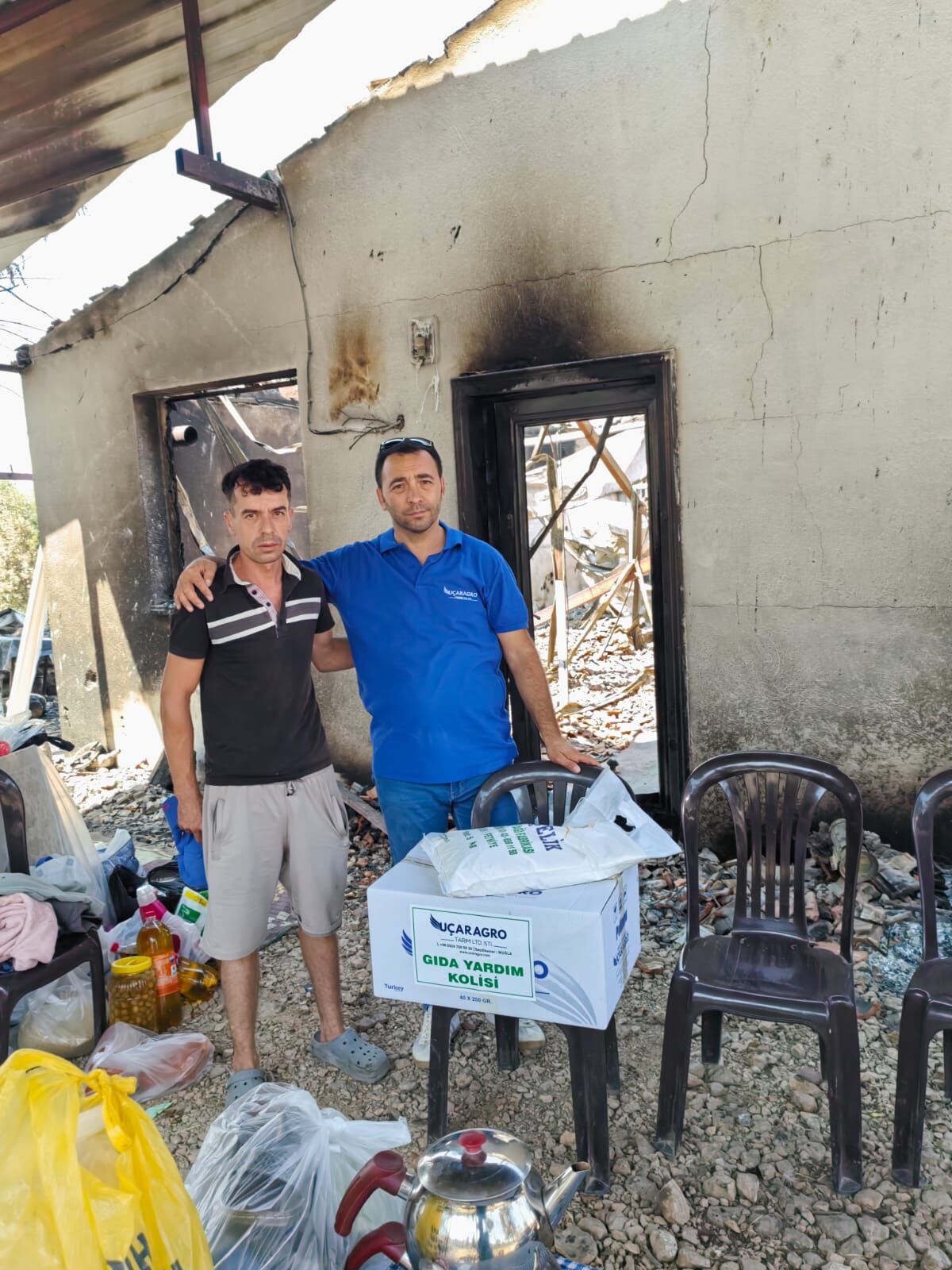 Seydikemer’de Yangından Etkilenen Mahallelere Esnaftan Destek