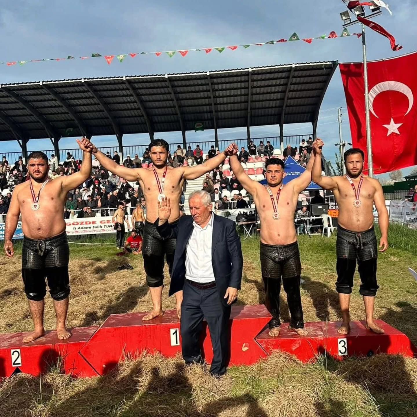 Seydikemerli Pehlivanlardan Samsun’da Gururlandıran Başarı