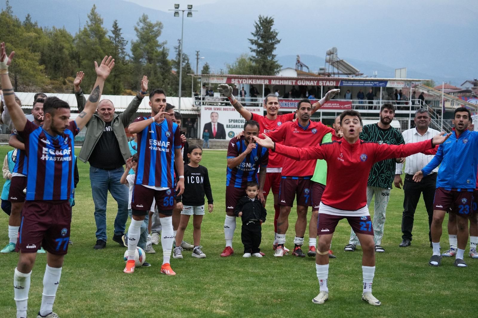 Seydikemerspor, 3 Puanı 3 Golle Aldı