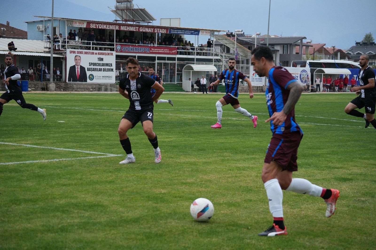 Seydikemerspor, 3 Puanı 3 Golle Aldı