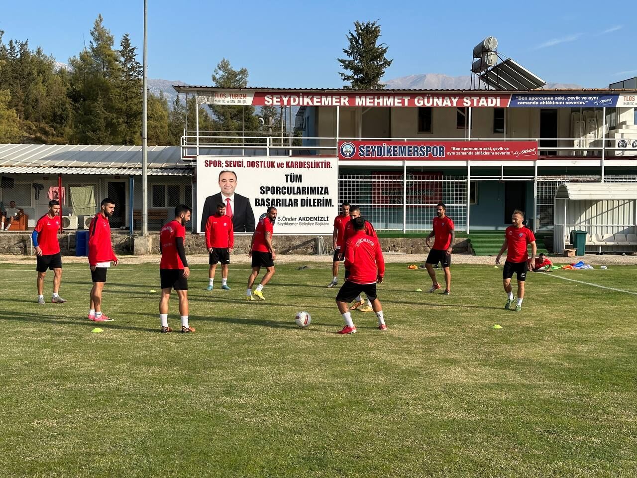 Seydikemerspor’da Eldirek Mesaisi Başladı