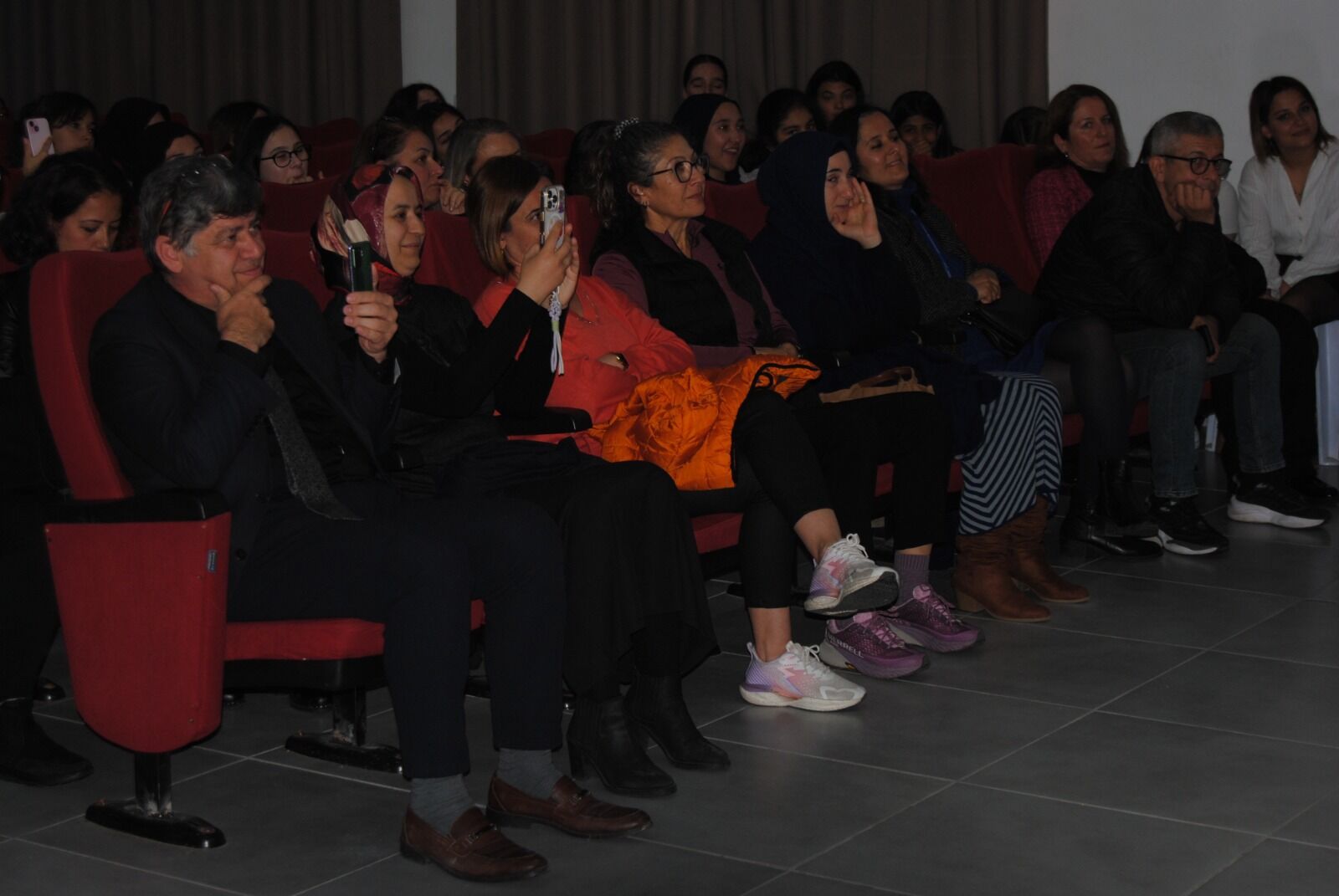 Sibel Savacı, Görgü Ve Nezaket Kurallarını Anlattı