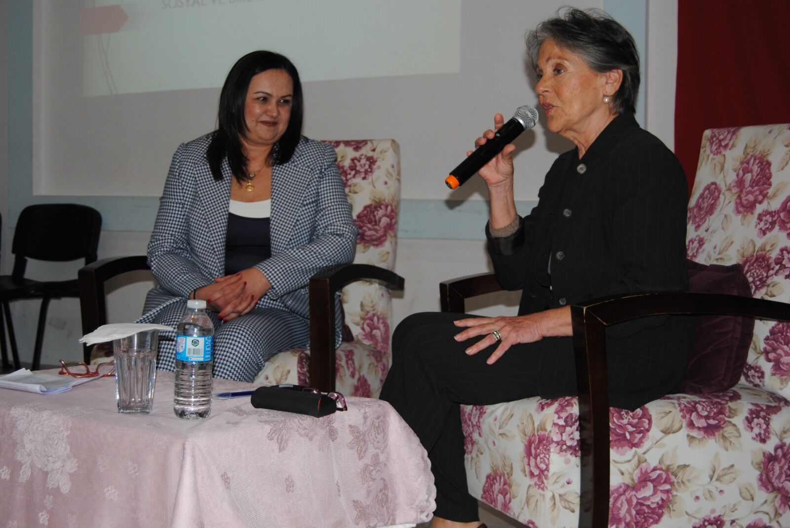 Sibel Savacı, Görgü Ve Nezaket Kurallarını Anlattı