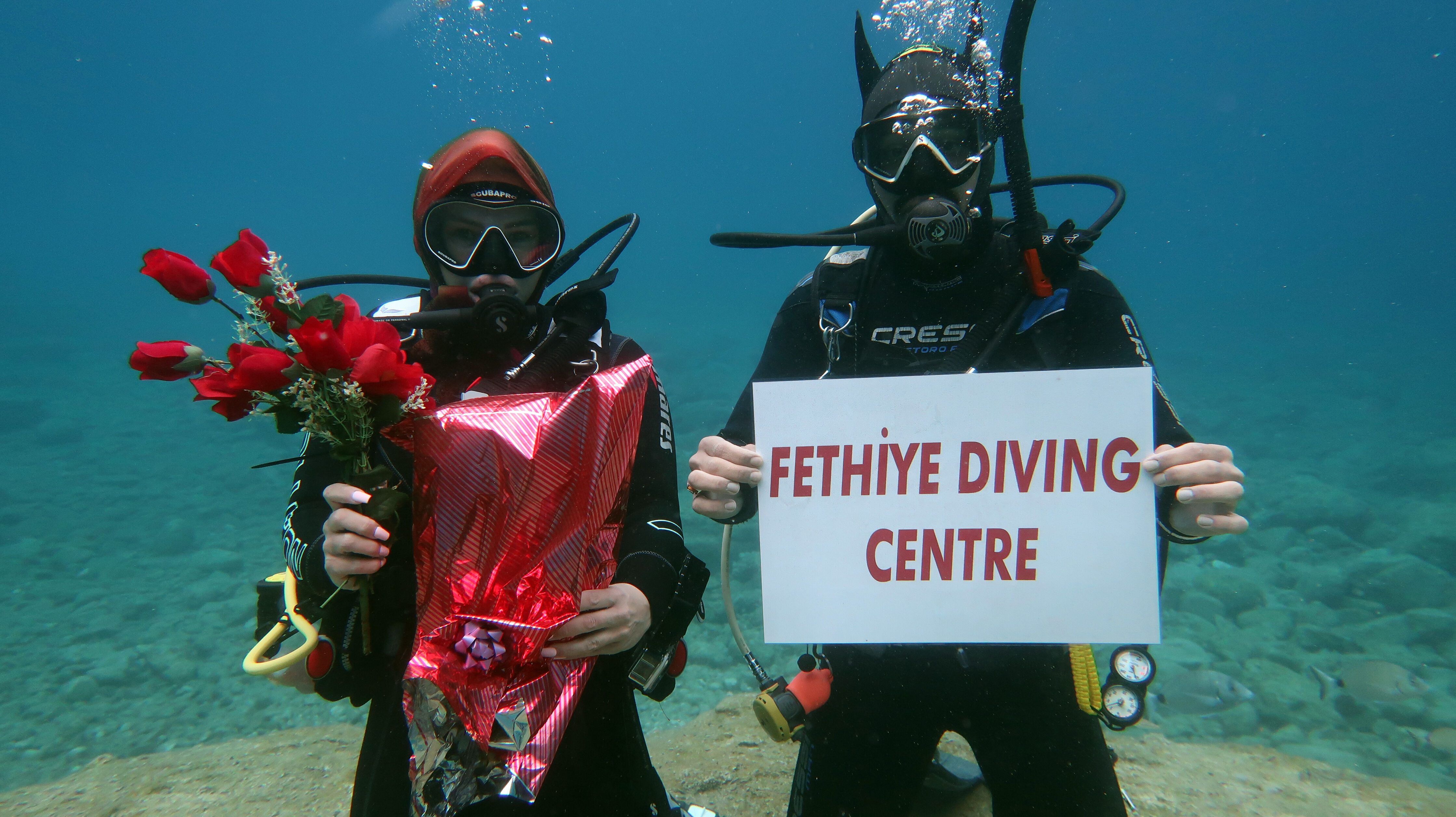Fethiye Diving Center'dan Su Altında Anneler Günü Kutlaması