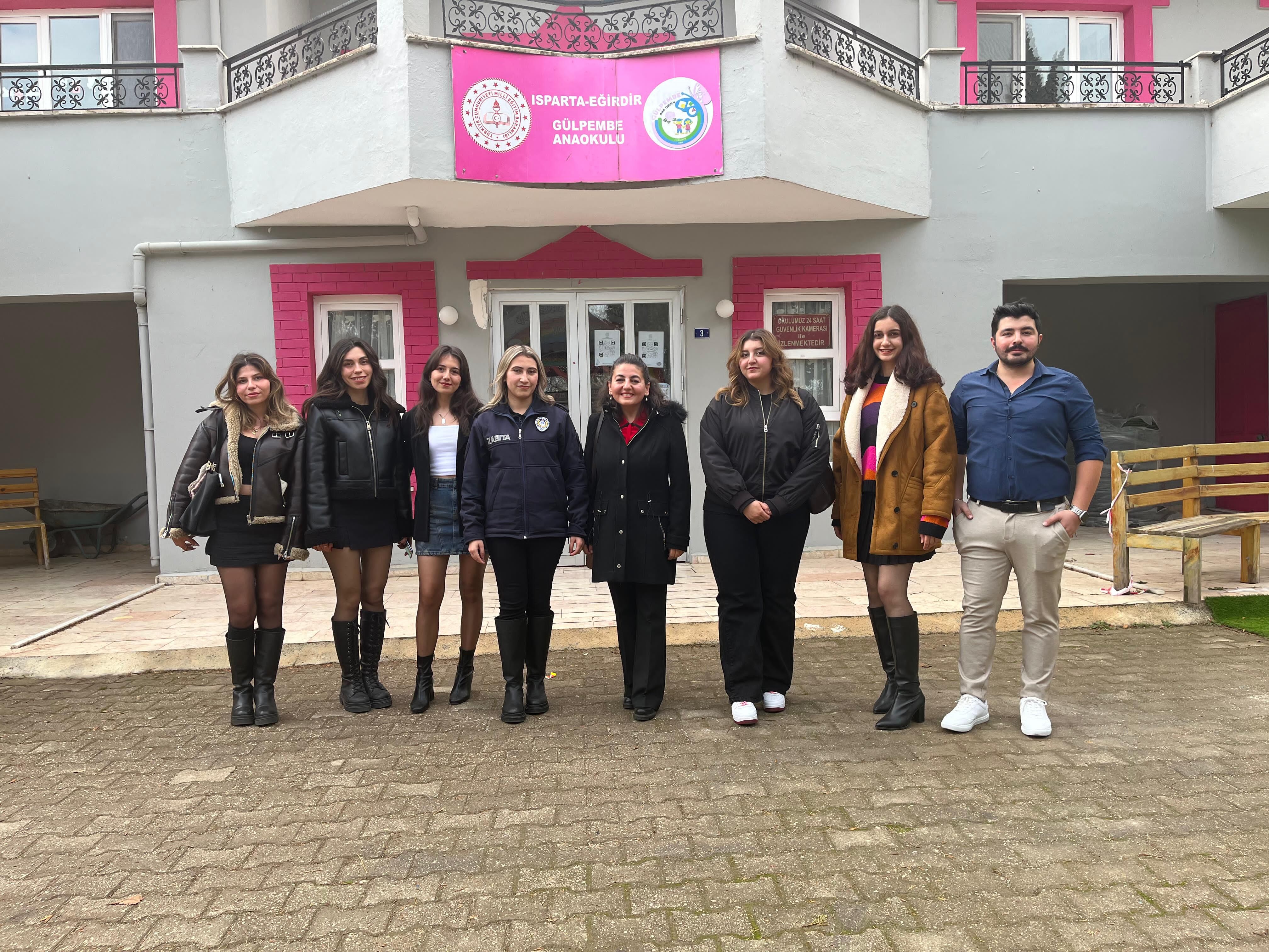 Süleyman Demirel Üniversitesi Öğrencilerinden “Sıfır Atık Kahramanları” Projesi