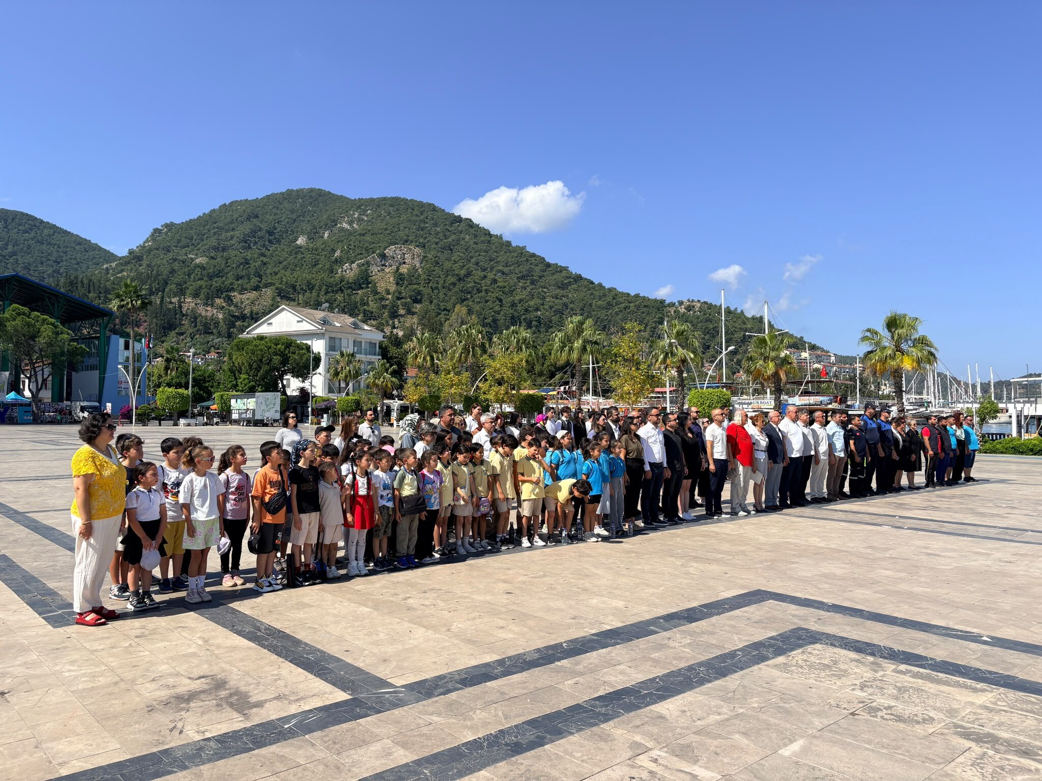 Türkiye Çevre Haftası Fethiye’de Çelenk Sunma Töreniyle Başladı