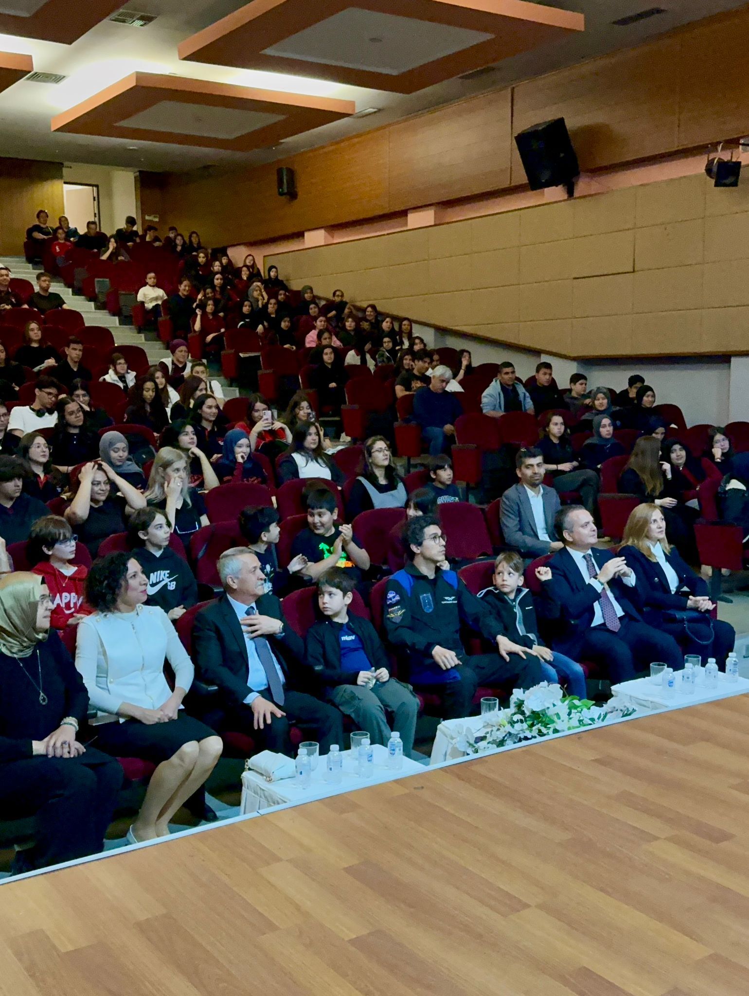 Türkiye’nin Astronotu Tuva Cihangir Atasever, Fethiye’de Öğrencilerle Buluştu