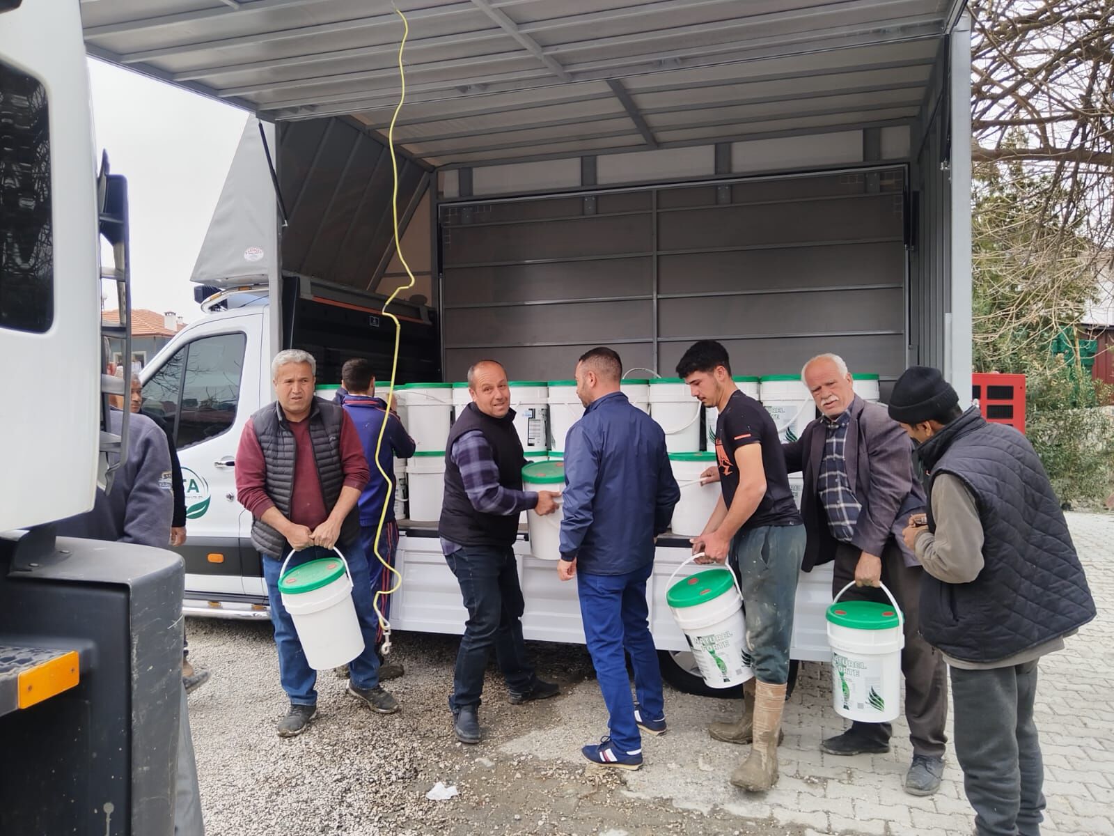 Uçaragro’dan Selden Etkilenen Seydikemerli Çiftçilere Destek