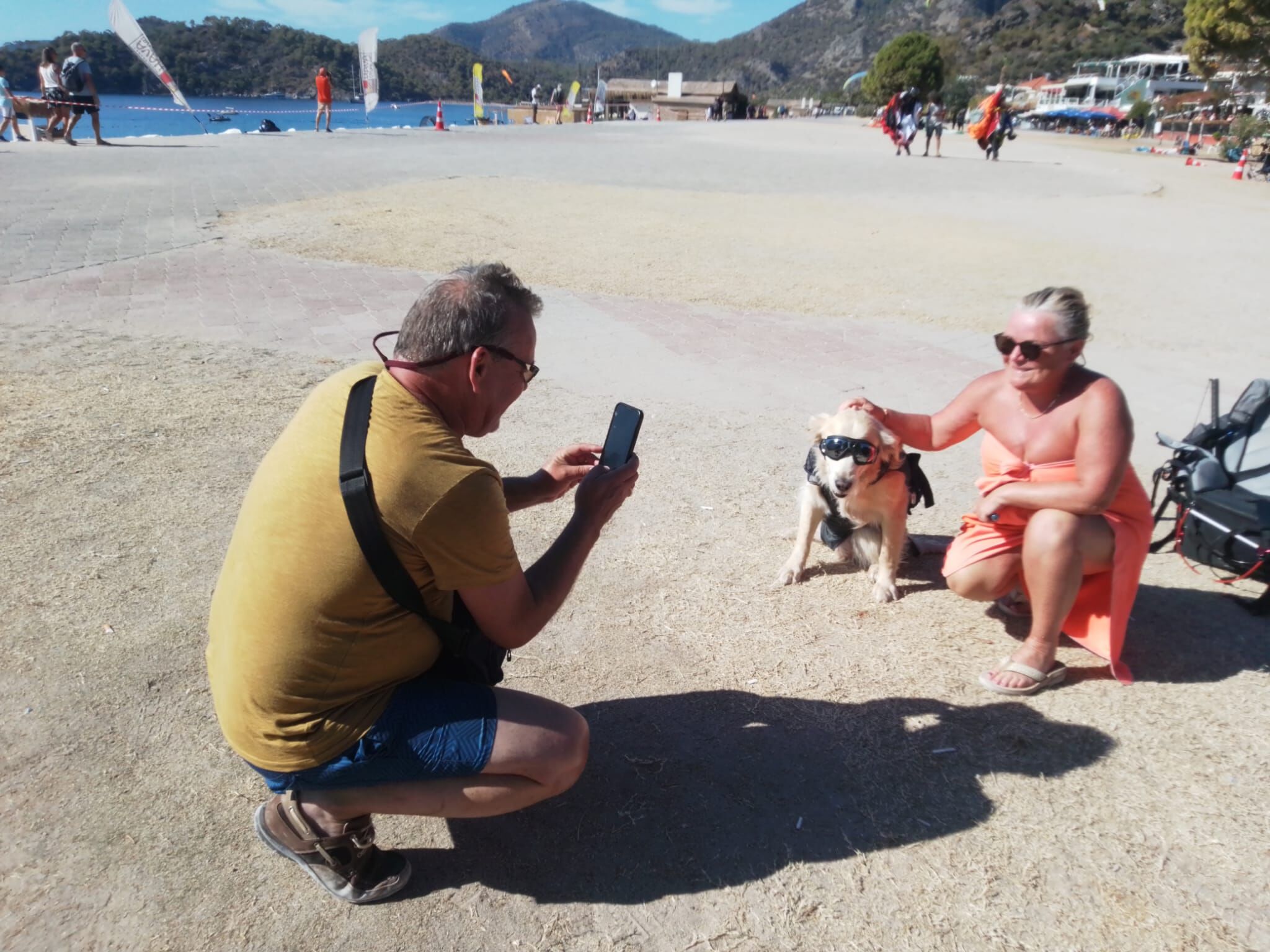 Ölüdeniz Hava Oyunları'nda ‘Badem’ İsimli Köpek De Uçtu