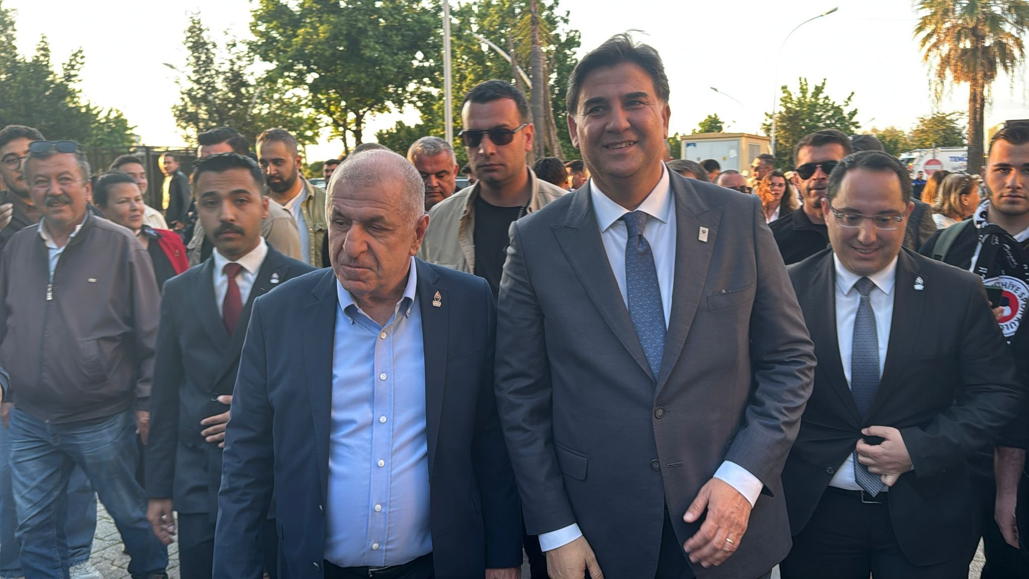 Ümit Özdağ, Fethiye’de İlçe Başkanlığı Açılışına Katıldı
