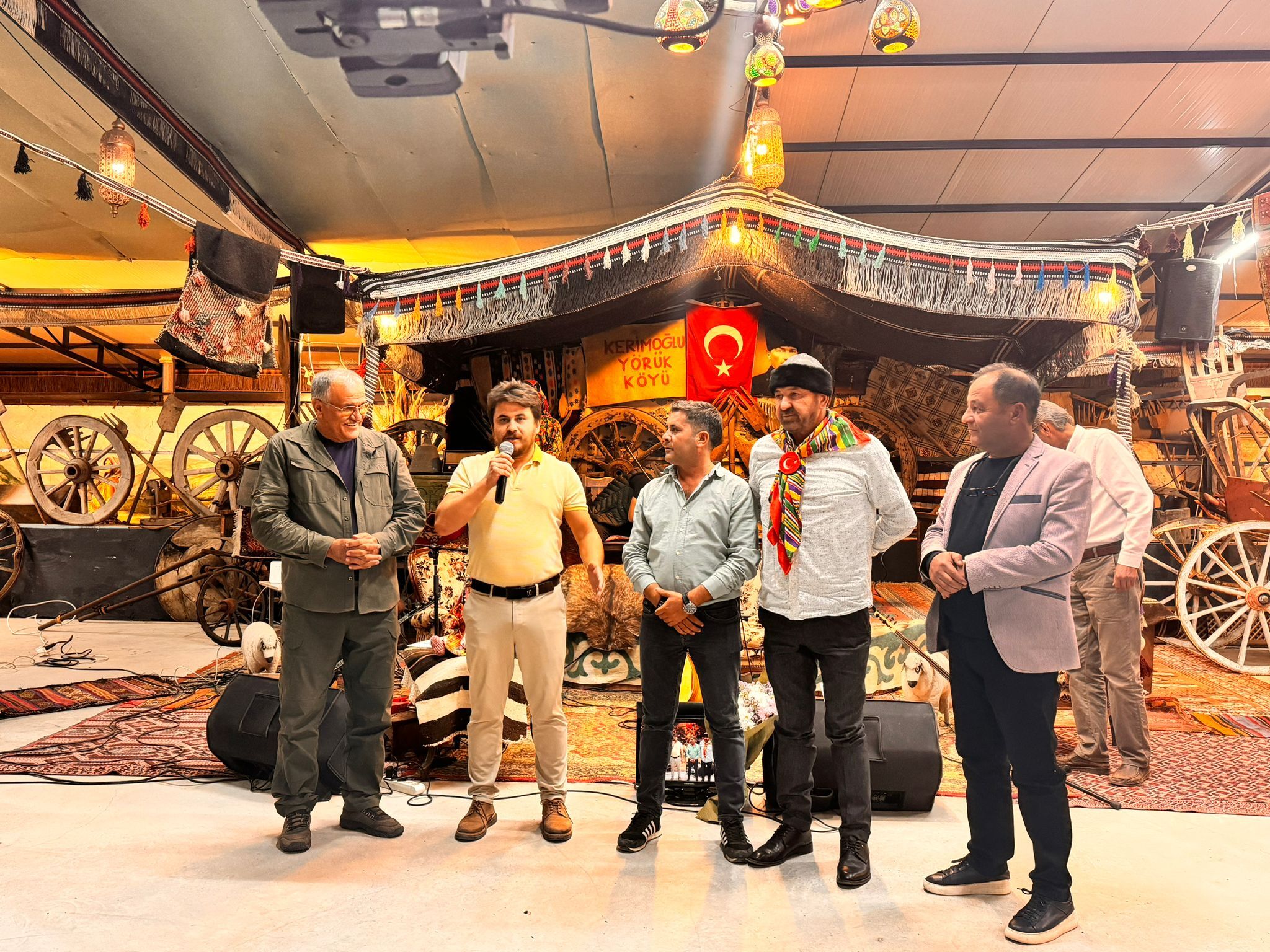 Ümmet Çelik ile "Diyardan Diyara" Muhteşem Bir Programla Başladı