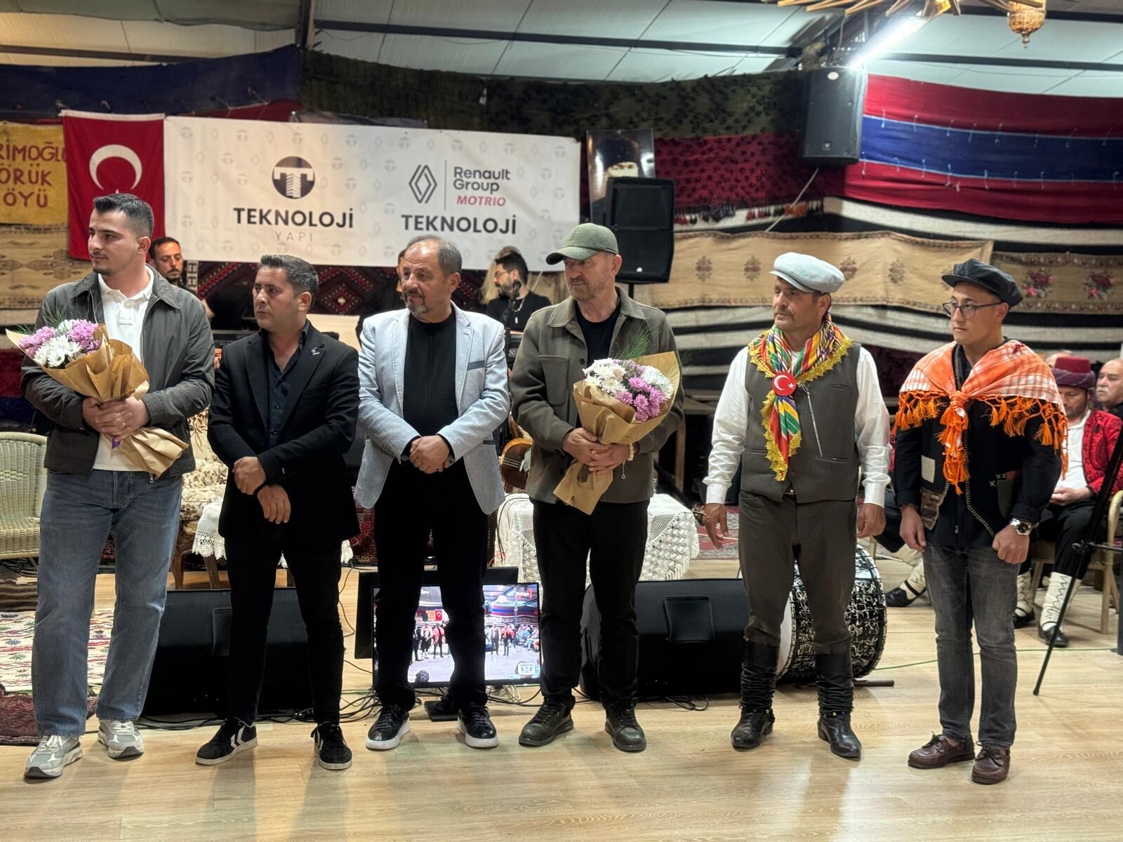 Ümmet Çelik’le “Diyardan Diyara” Sezonu Coşkuyla Kapattı
