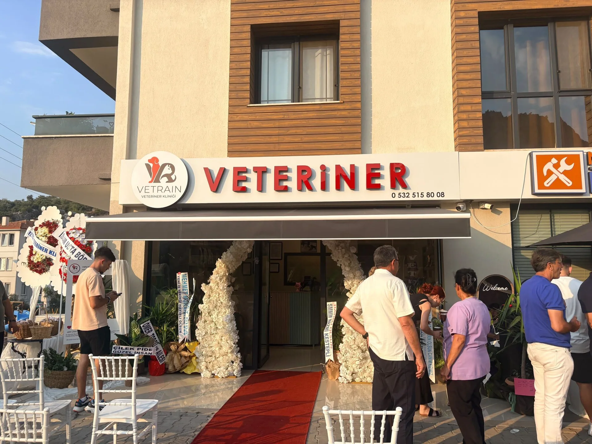 Vetrain Veteriner Kliniği Düzenlenen Törenle Hizmete Açıldı