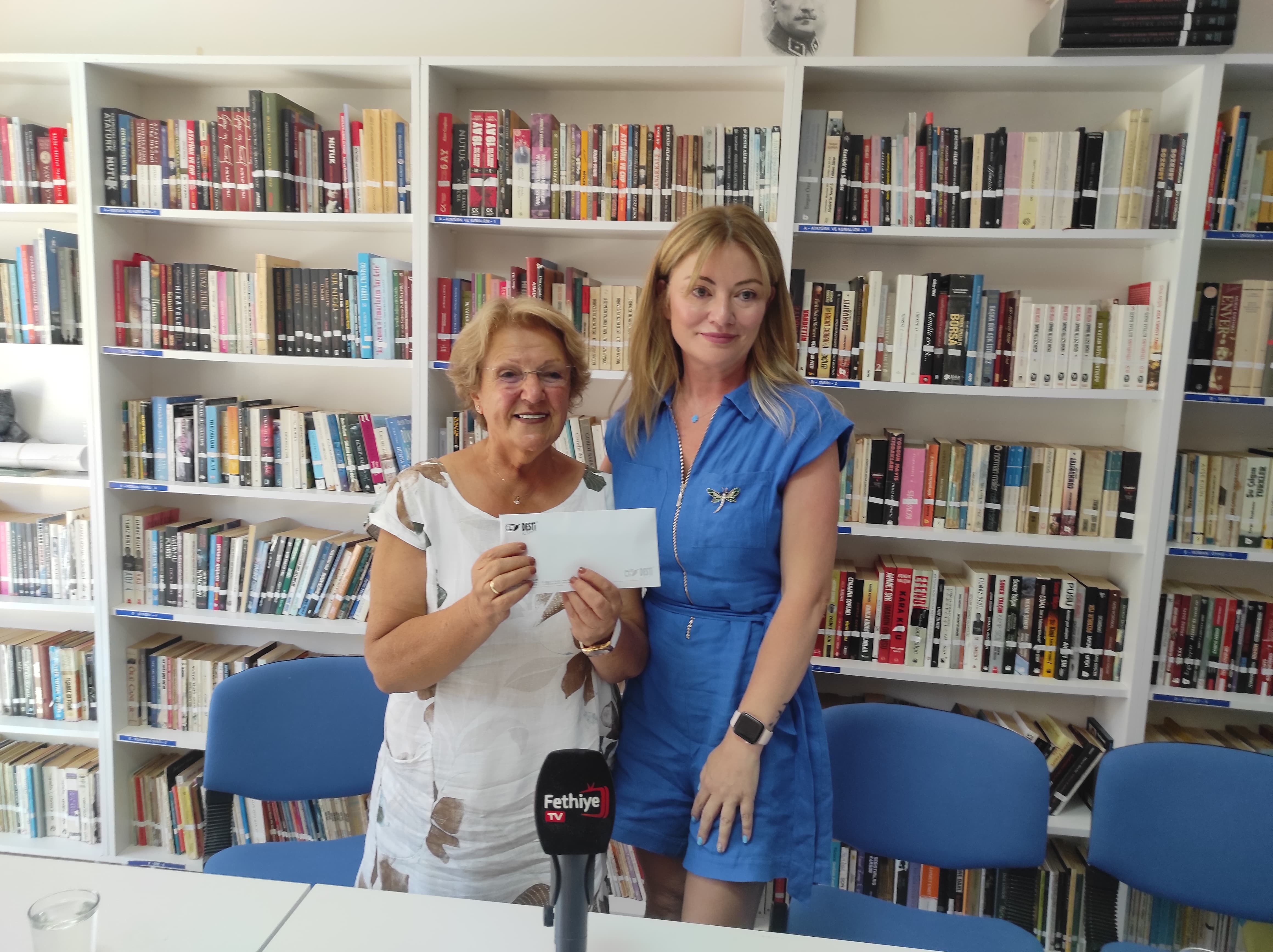 Serpil Torunoğulları, Kitabının Gelirini Öğrenciler İçin Bağışladı