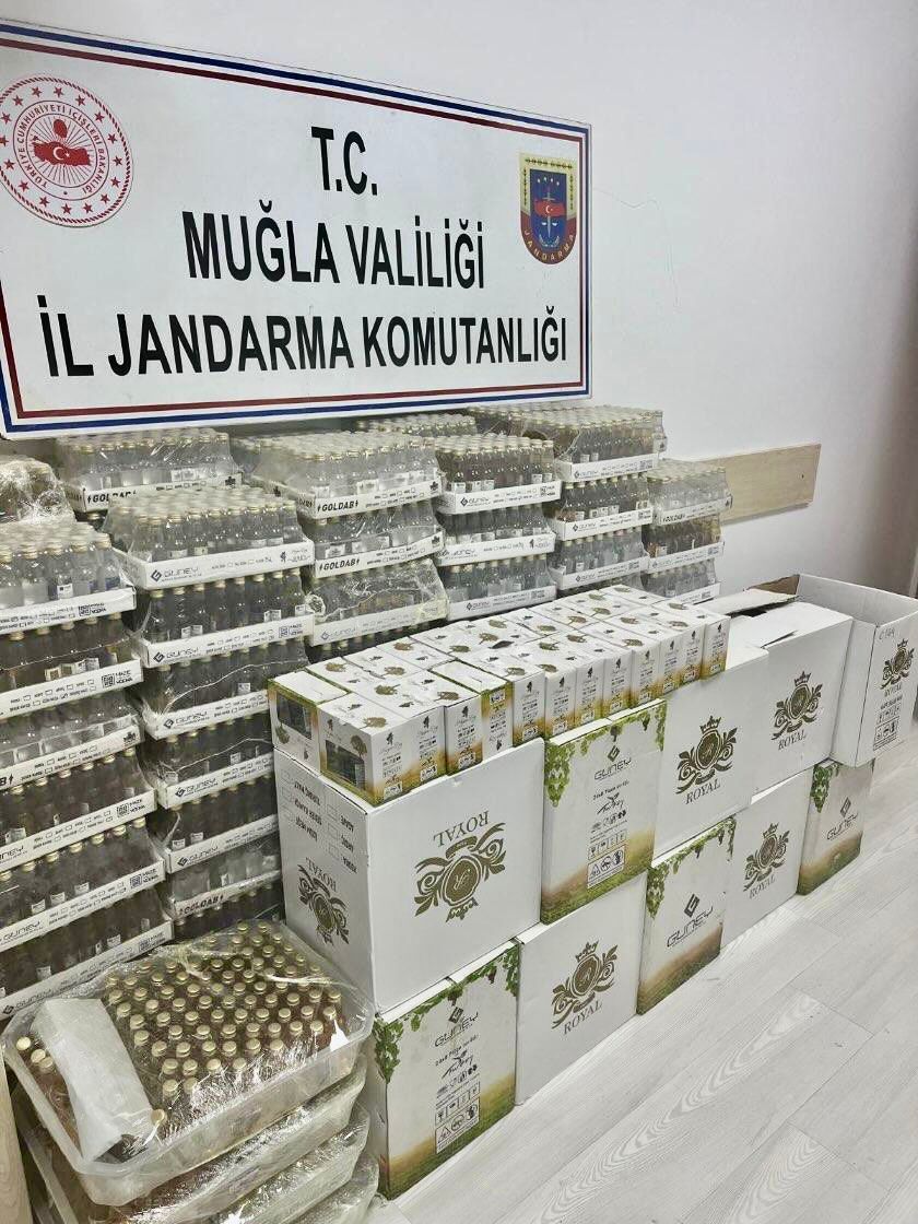 Ölüdeniz’de Binlerce Şişe Kaçak Alkol Yakalandı