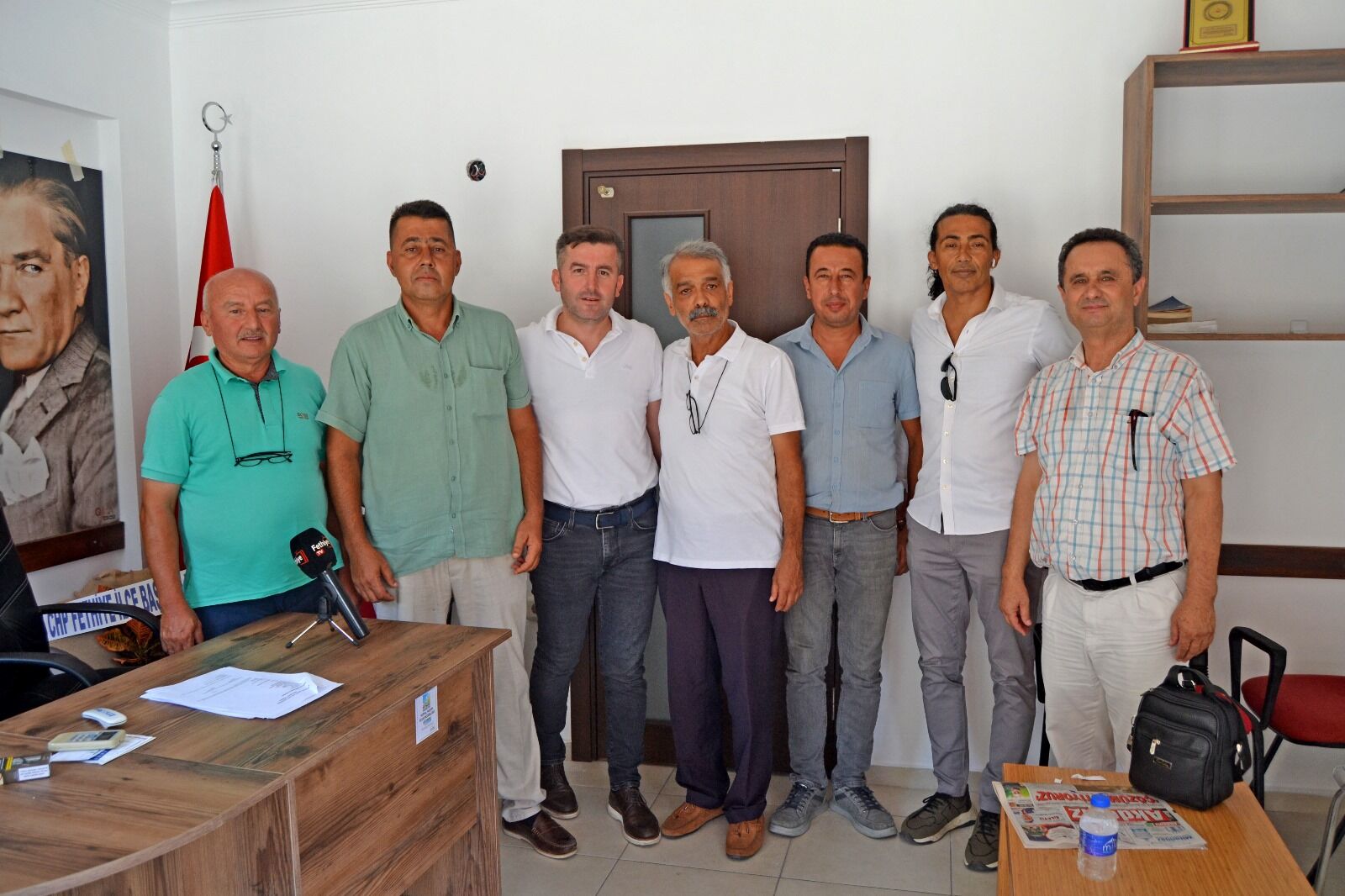 Esnaflardan Muhtarlar Derneği Başkanına Ziyaret